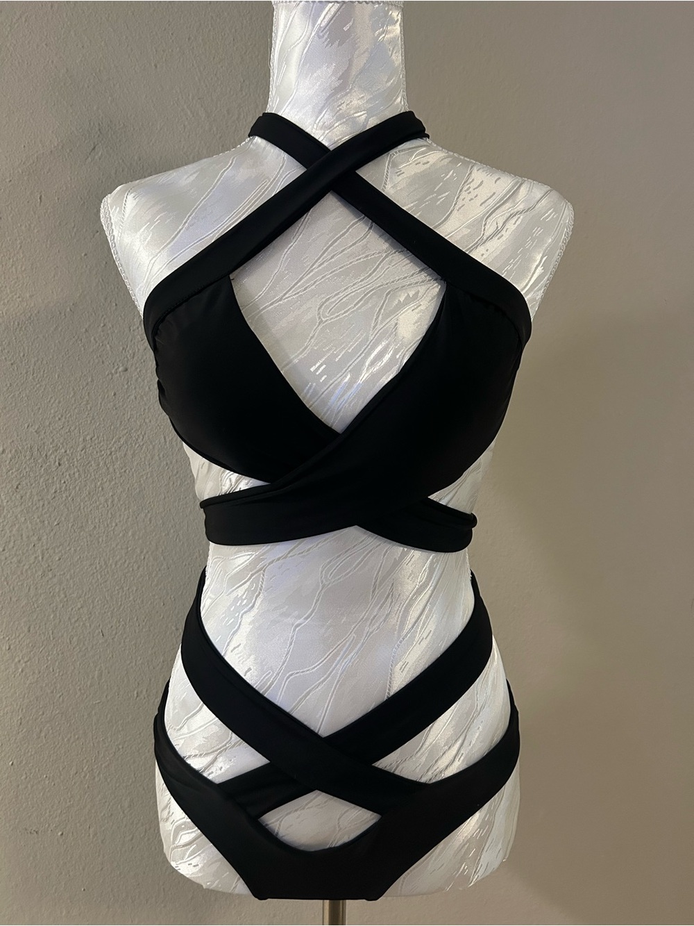 SHEIN Black Strappy Cutout Bodycon Dress